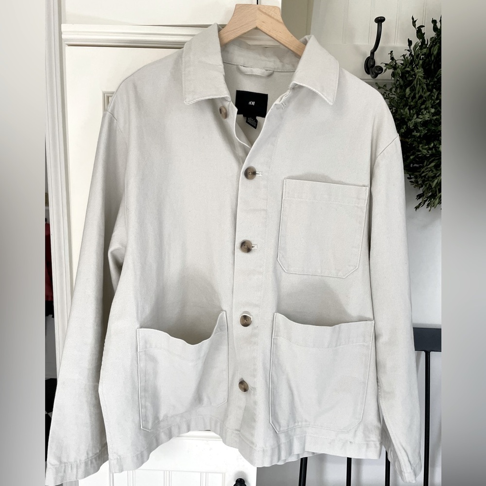 Chore coat/shacket in light taupe from H&M